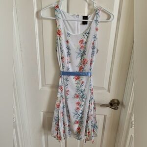 Alice in Wonderland Inspired White Floral Dress, Size Medium